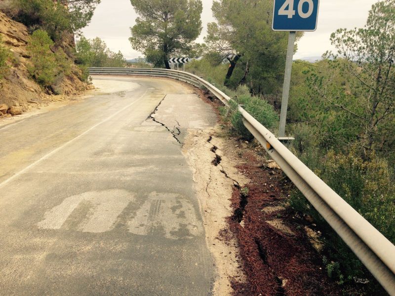 El Ayuntamiento de Alhama solicita el arreglo urgente de la carretera de Gebas