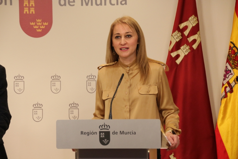 Mariola Guevara traslada al presidente de la Comunidad Autnoma las principales necesidades de Alhama en infraestructuras y financiacin
