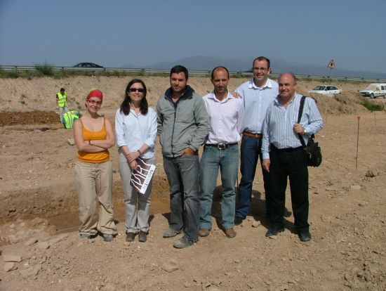 Aparece un importante yacimiento arqueolgico de la poca romana en la pedana alhamea de Las Caadas