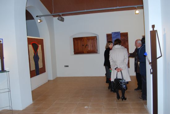 Se inauguró la exposición “De Culturas” en el Edificio “El Pósito”