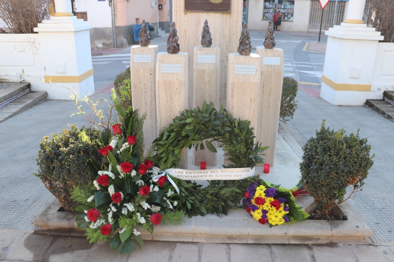 Homenaje a los alhameños víctimas de los campos de concentración, con motivo del Día Internacional de Conmemoración en Memoria de las Víctimas del Holocausto