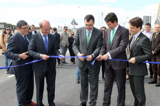 El Parque Industrial de Alhama de Murcia ha sido ampliado y ha visto mejorados sus accesos 