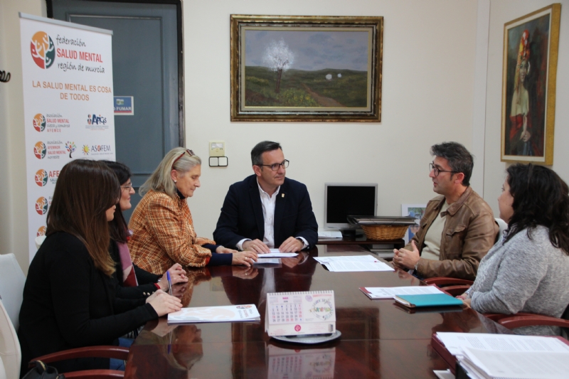 El Ayuntamiento de Alhama y la Federacin de Salud Mental Regin de Murcia firman un convenio por el empleo