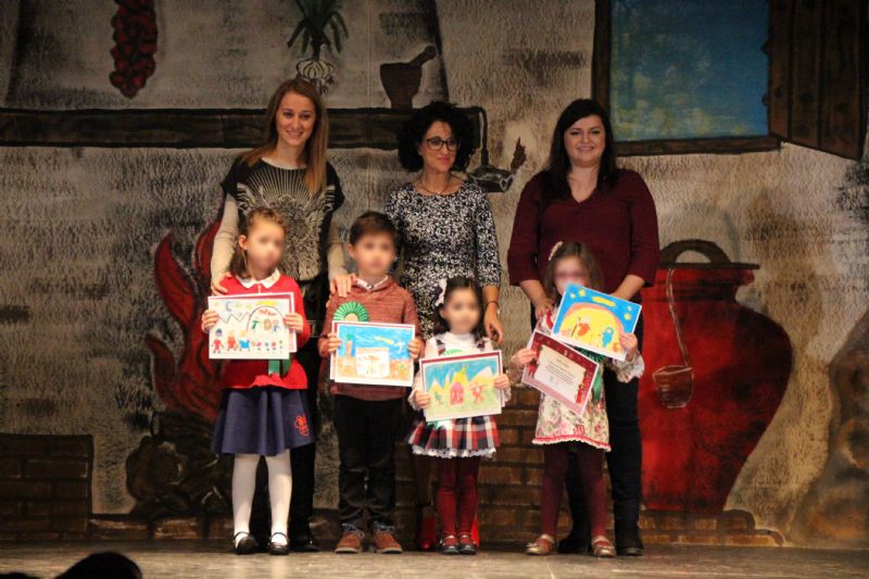 Ganadores del Concurso Escolar de Felicitaciones de Navidad 2016