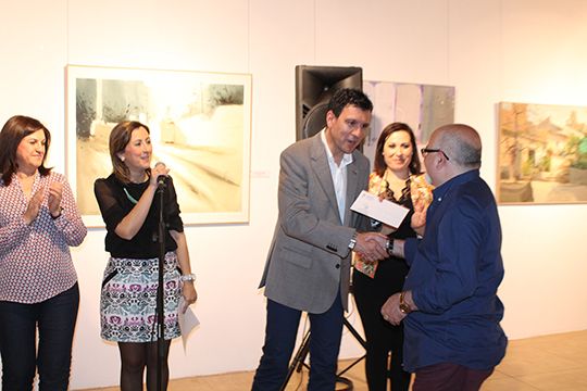 Pedro Pablo Daz, recibe el primer premio del Concurso de Fotografa de Semana Santa 2015