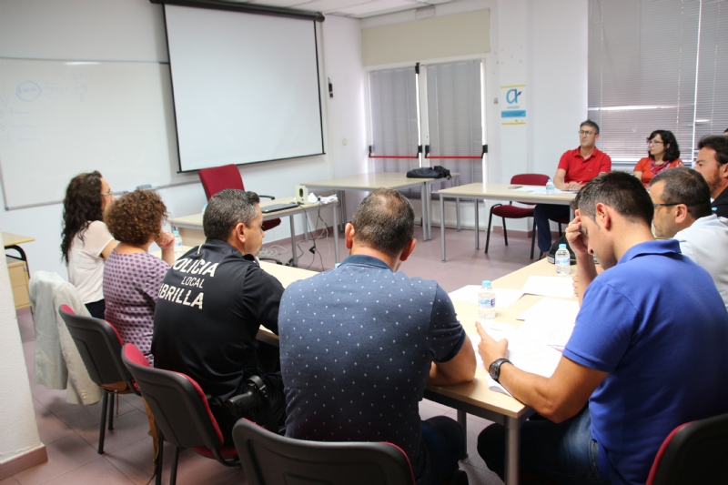 La Mesa de Coordinacin Policial se rene para analizar los datos de violencia de gnero en Alhama y Librilla