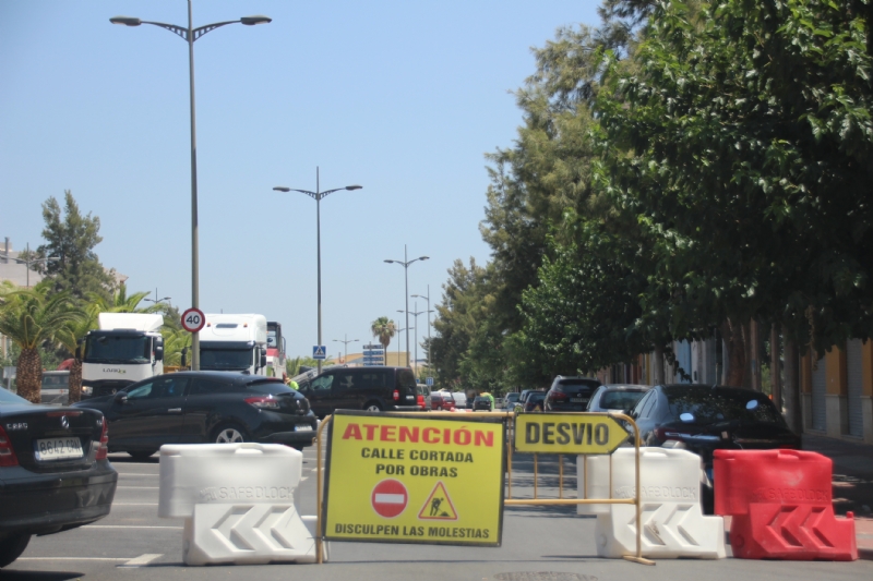 La avenida Ginés Campos, cortada parcialmente por las obras en la avenida Cartagena