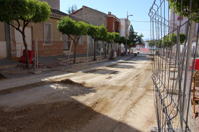 El Ayuntamiento renueva las redes de agua de tres nuevas zonas del municipio