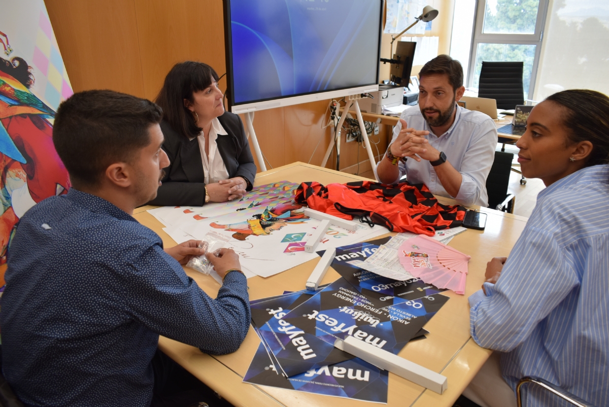 Presentacin en el ITREM de La Fiesta de Los Mayos 2025