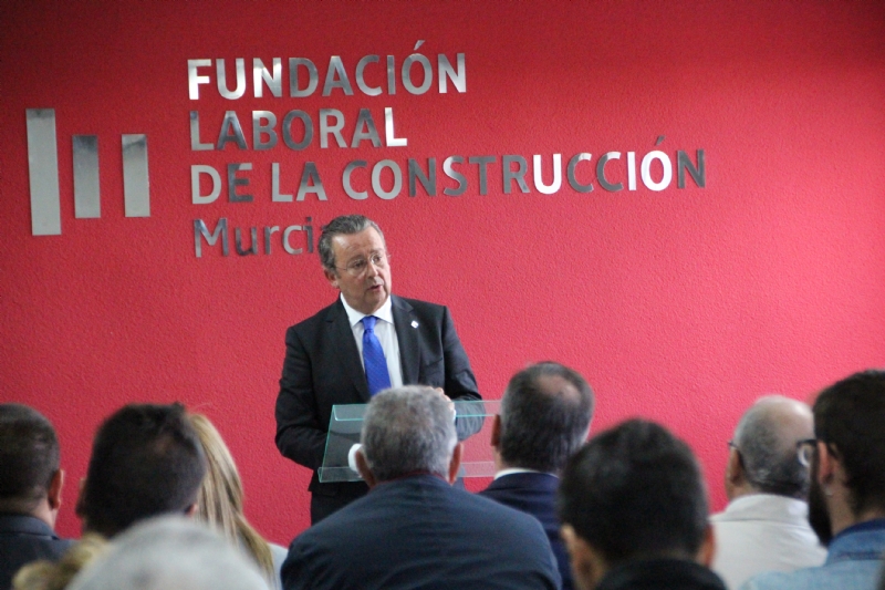 El IES Miguel Hernández y la Fundación Laboral de la Construcción impartirán un nuevo ciclo superior de Gestión de Agua