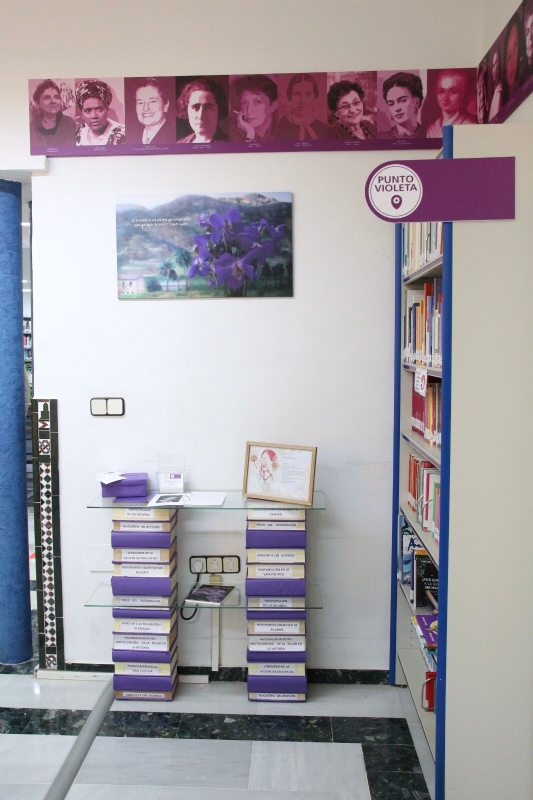 ´Rincón Violeta´, un espacio para dar visibilidad a la mujer en la biblioteca municipal