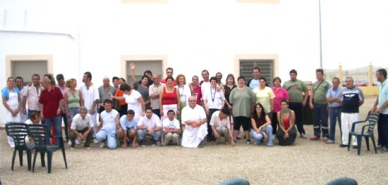 El Centro Ocupacional Las Salinas y el Centro de Rehabilitacin Las Flotas celebran un da de convivencia