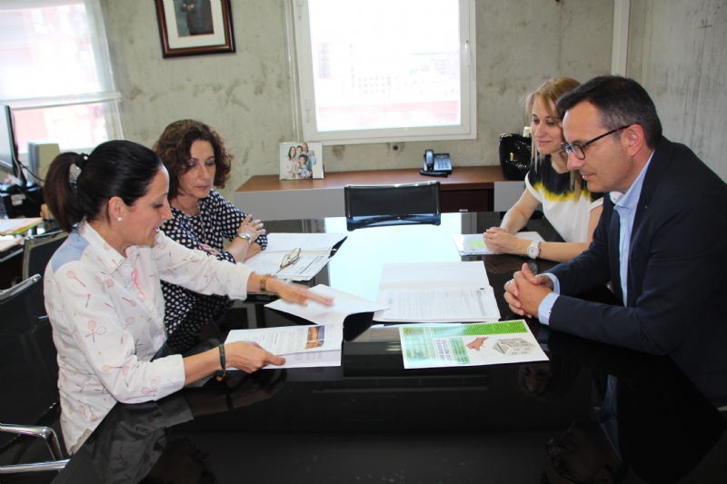 El Gobierno local insta a la consejera de Educacin a licitar las obras del nuevo Valle de Leiva