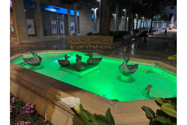 El Ayuntamiento se suma al Día Mundial de las Enfermedades Raras con un gesto simbólico en la Fuente de los Patos El Ayuntamiento se suma al Día Mundial de las Enfermedades Raras con un gesto simbólico en la Fuente de los Patos