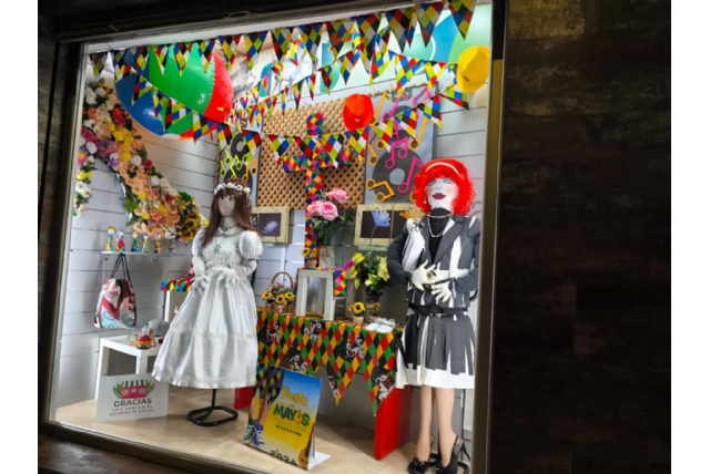 Ganadores del Concurso de Escaparates – Fiestas de Los Mayos 2025