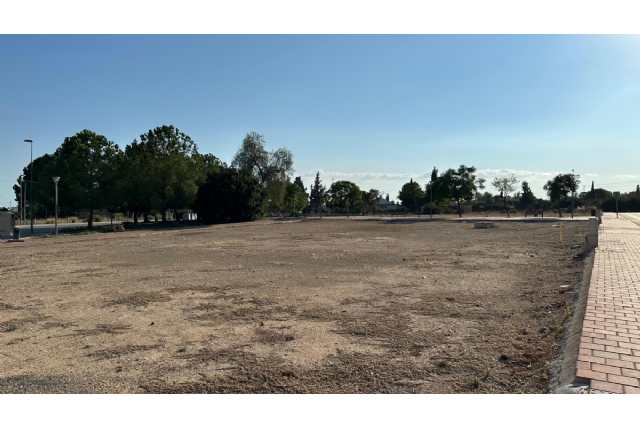 El Consitorio fuerza la limpieza de más de cincuenta solares en municipio 