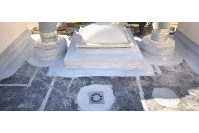 Finalizan las obras de mejora en la cubierta de la Escuela Municipal Infantil Los Cerezos