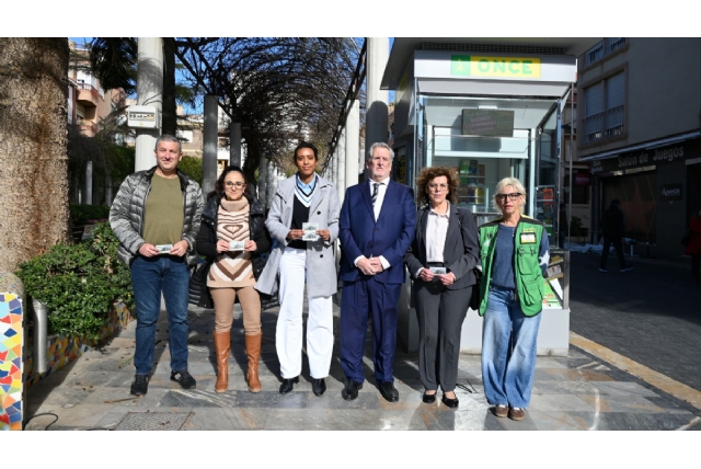 La ONCE inaugura en Alhama de Murcia un nuevo quiosco accesible y sostenible