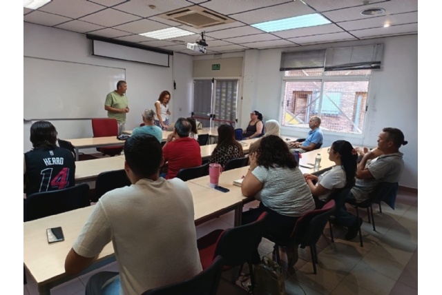 El Ayuntamiento participa en la segunda edición del programa '100x100 Activación' para favorecer la inserción laboral