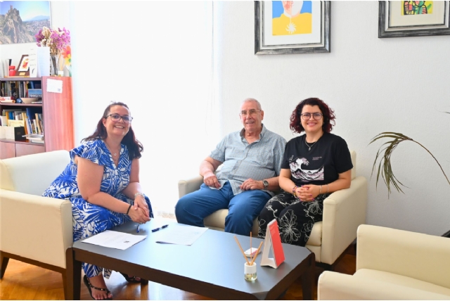 El Ayuntamiento renueva el convenio con la Archicofradía de Nuestro Padre Jesús Nazareno El Ayuntamiento renueva el convenio con la Archicofradía de Nuestro Padre Jesús Nazareno