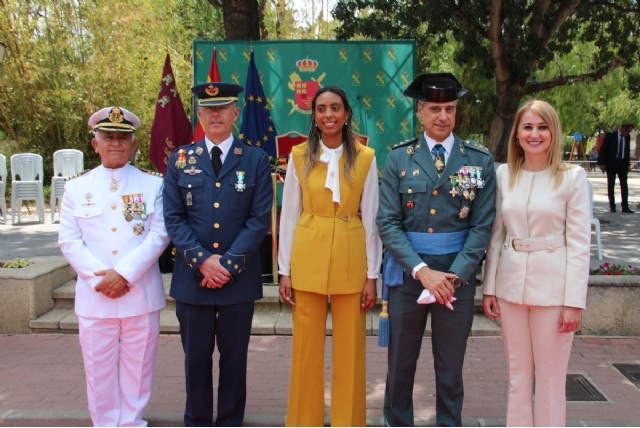 Alhama de Murcia acoge el mayor acto de fuerzas de seguridad de su historia con la celebración del 181º aniversario de la Guardia Civil