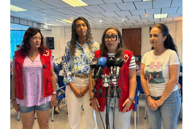 Alhama de Murcia y Cruz Roja fortalece su compromiso con las personas mayores a través de programas que benefician a más de 120 participantes Alhama de Murcia y Cruz Roja fortalece su compromiso con las personas mayores a través de programas que benefician a más de 120 participantes
