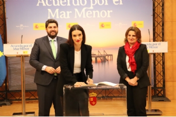 La alcaldesa de Alhama de Murcia se suma al pacto interadministrativo para la recuperación del Mar Menor