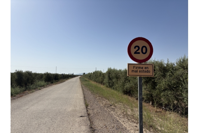 El Ayuntamiento inicia la reparación del camino Cabezo de las Chinas con una inversión de más de 257.000 euros