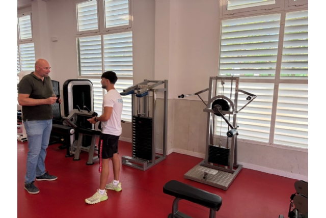 El gimnasio municipal incorpora nuevos sistemas de protección solar