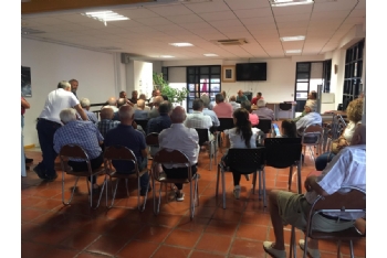 Reunión de afectados por daños del arruí y jabalí en El Berro: compromiso del Ayuntamiento para solucionar problemas