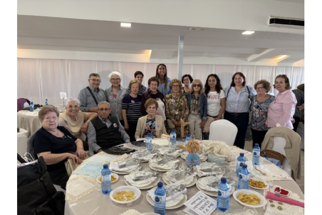 Alhama participa en el XIII Encuentro Regional de Encajeras de Bolillo