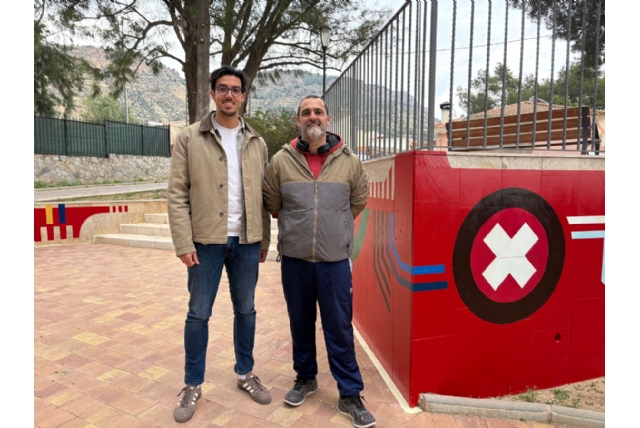El Ayuntamiento actúa para recuperar el mural del Jardín de Nochebuena y protegerlo frente a futuras pintadas