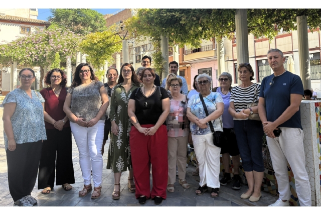 El Día Internacional contra la Explotación Sexual y la Trata reúne a asociaciones y ciudadanía en Alhama de Murcia