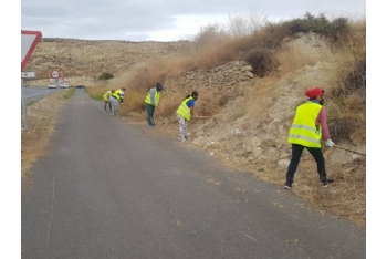 Consejos Comarcales de Empleo: actuaciones para la conservación de espacios públicos y zonas verdes en Alhama de Murcia