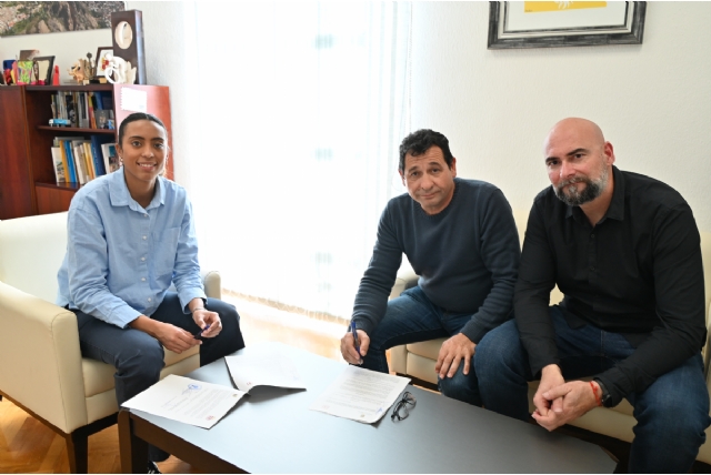 El Consistorio y la Federación de Atletismo firman un convenio de colaboración