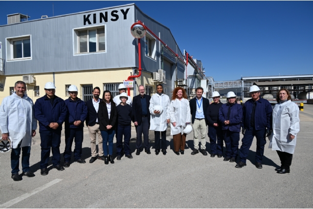 Alhama conecta formación y empleo industrial con un programa en Kinsy junto al SEF Alhama conecta formación y empleo industrial con un programa en Kinsy junto al SEF
