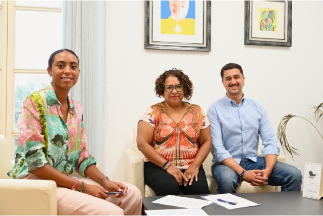 El Ayuntamiento renueva el convenio de colaboración con la Asociación de Comerciantes para impulsar el comercio local