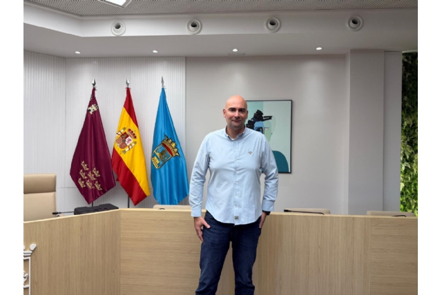 La piscina cubierta ampliará su horario los martes y jueves desde las 7:00 h a partir del 2 de diciembre