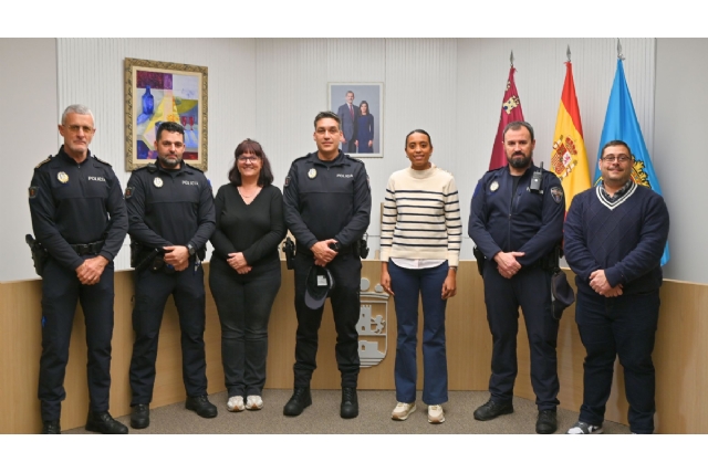 Daniel Camacho toma posesión como funcionario de carrera en el puesto de Agente de Policía Local