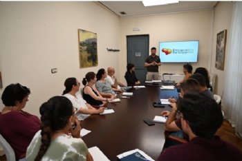 Técnicos municipales analizan las propuestas que optarán a los Presupuestos Participativos 2026-2027