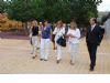 El alcalde de Alhama, José Espadas, junto a la consejera de Presidencia y Administraciones Públicas inauguraron hoy las obras de remodelación del Jardín de Cervantes