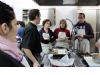 Trece jóvenes disfrutan del curso de cocina impartido por Juventud 