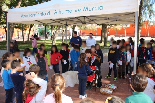 Cartero real en jardín San Cristobal