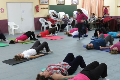 Fin curso de manualidad y comienzo gimnasia en La Costera