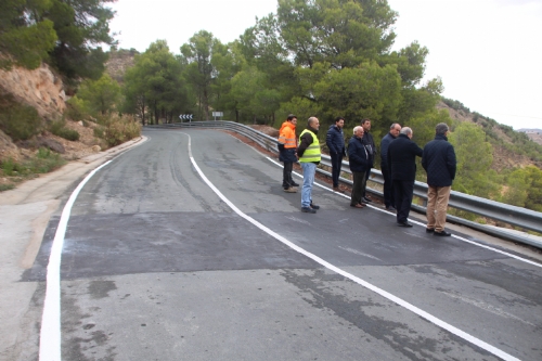 Inauguración arreglo carretera RM-515