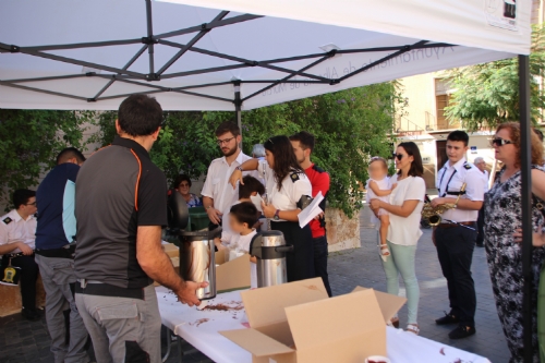 Chocolatada y Gigantes & Cabezudos