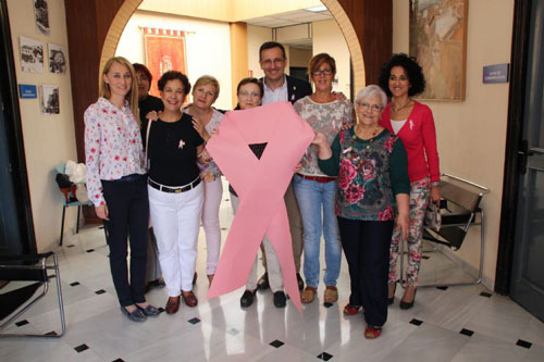 Lazo rosa contra el cáncer