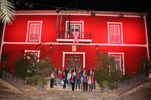 Iluminación rosa fachada Ayuntamiento