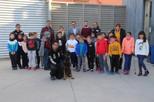 Visita colegios Jornada Puertas Abiertas Policia Local (Con Alcalde y Concejal)