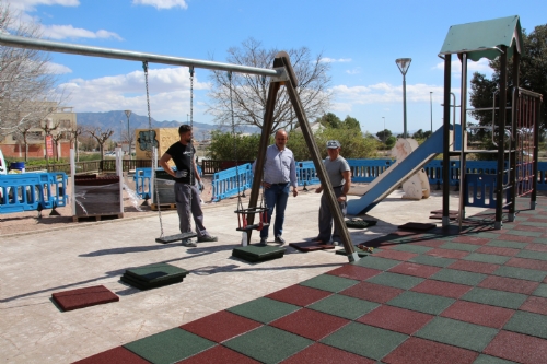 Cambio losetas juegos infantiles